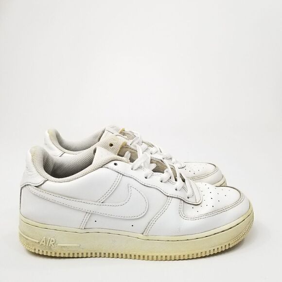 NIKE AIR FORCE 1 "AF1" LOW '07 Triple White  Sneakers. Size 7Y Women's Size 8.5 - Picture 3 of 10